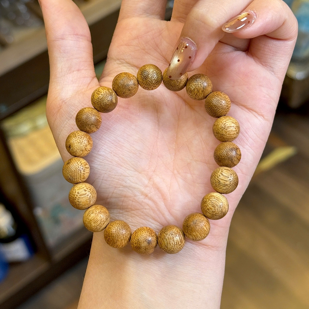 Chuỗi Trầm Hương Tốc Kiến Việt – Tinh Hoa Đất Trời & Tâm Linh Hội Tụ