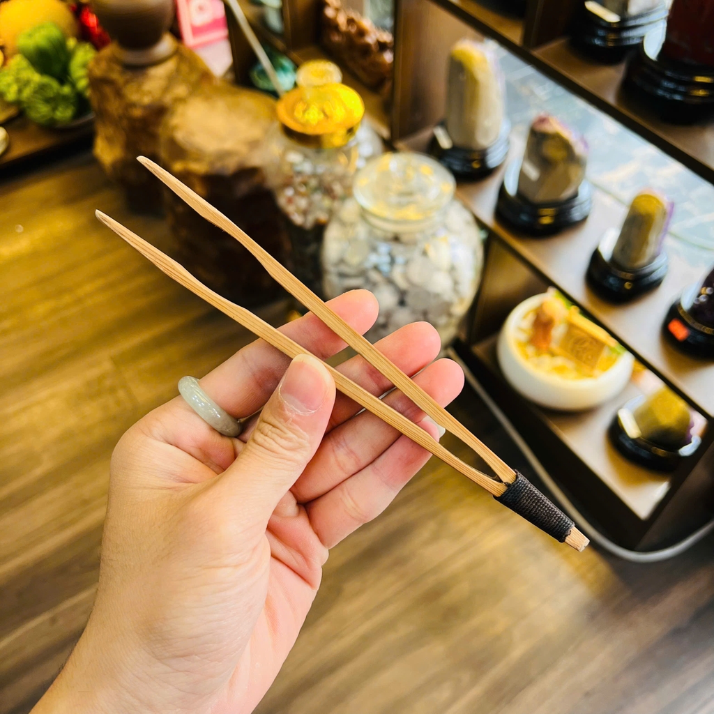 Dụng Cụ Gắp Trà Tre (Gắp Chén) – Nghệ Thuật Trà Đạo Tinh Tế