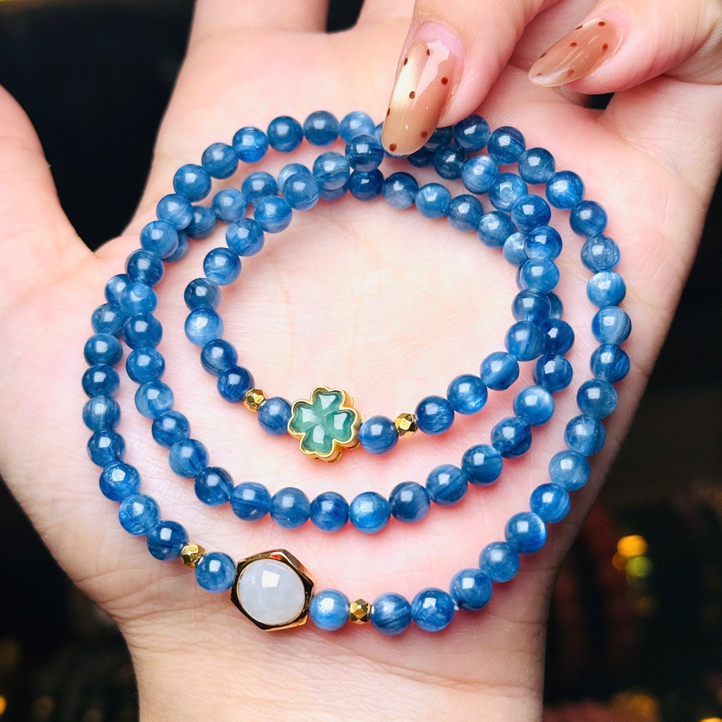 Saphia nước 5mm mix charm bạc mạ