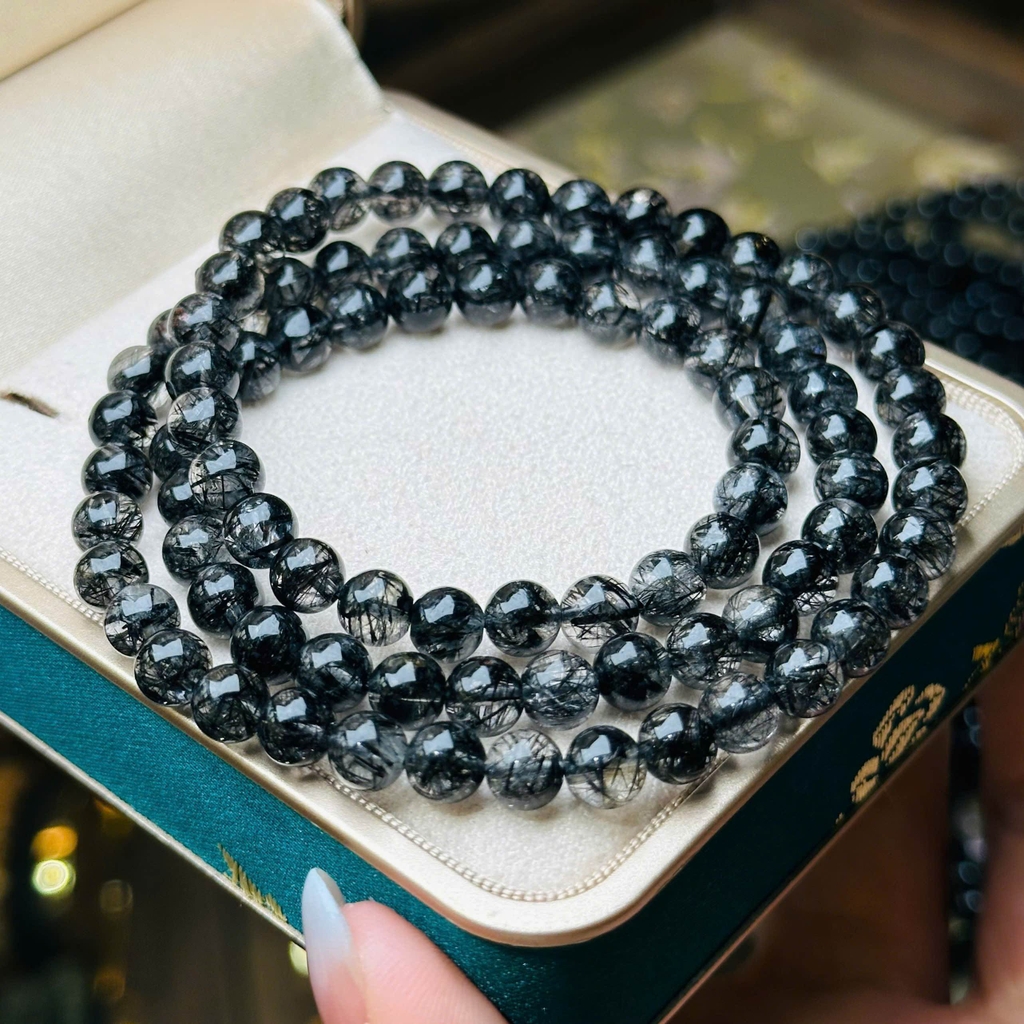 Chuỗi Thạch Anh Tóc Đen 6.2mm – Quyền Năng & Sự Sang Trọng