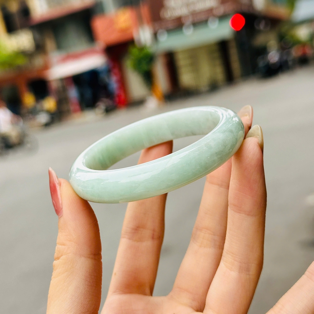 Vòng Ngọc Phỉ Thúy Xanh Táo Type A – Vẻ Đẹp Thanh Khiết & Sang Trọng