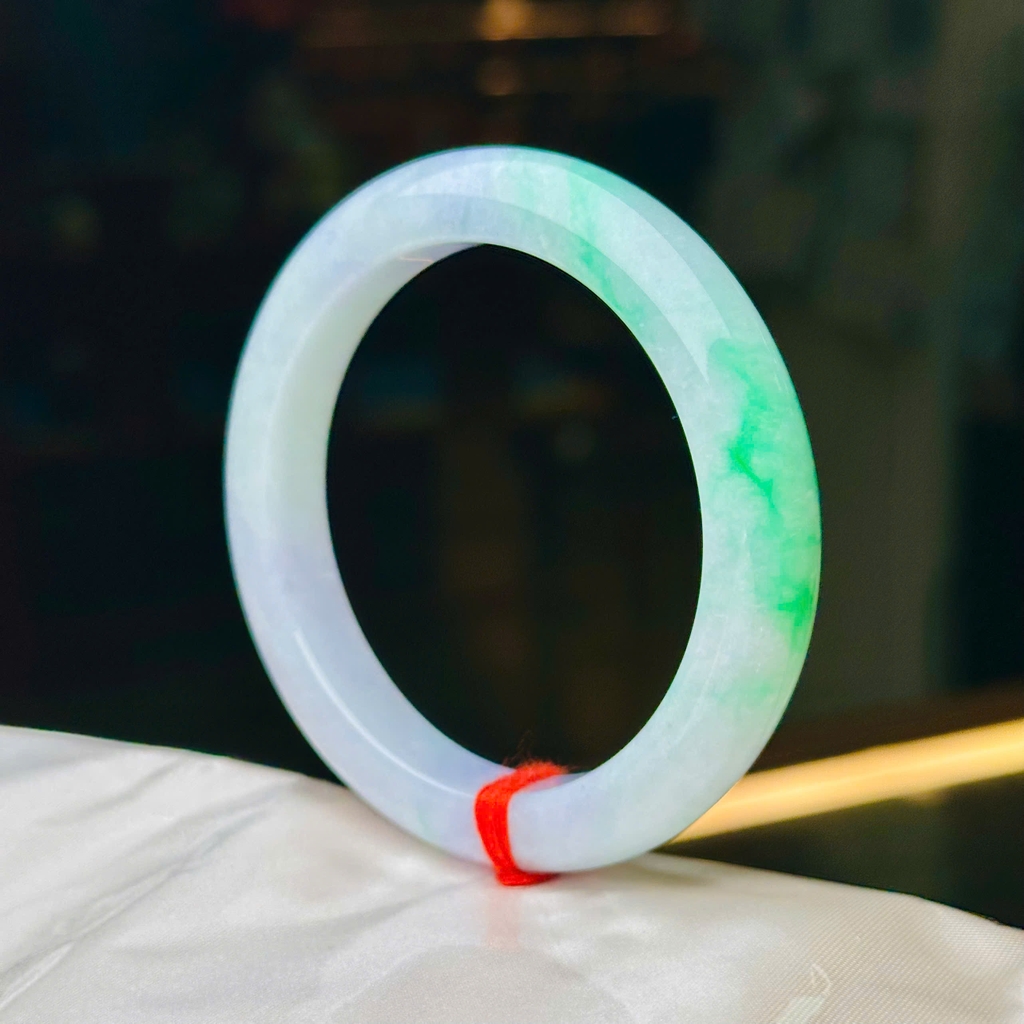 Vòng Tay Phỉ Thúy Đới Xuân Tài – Tuyệt Tác Thiên Nhiên 57.1x10.7x9.3