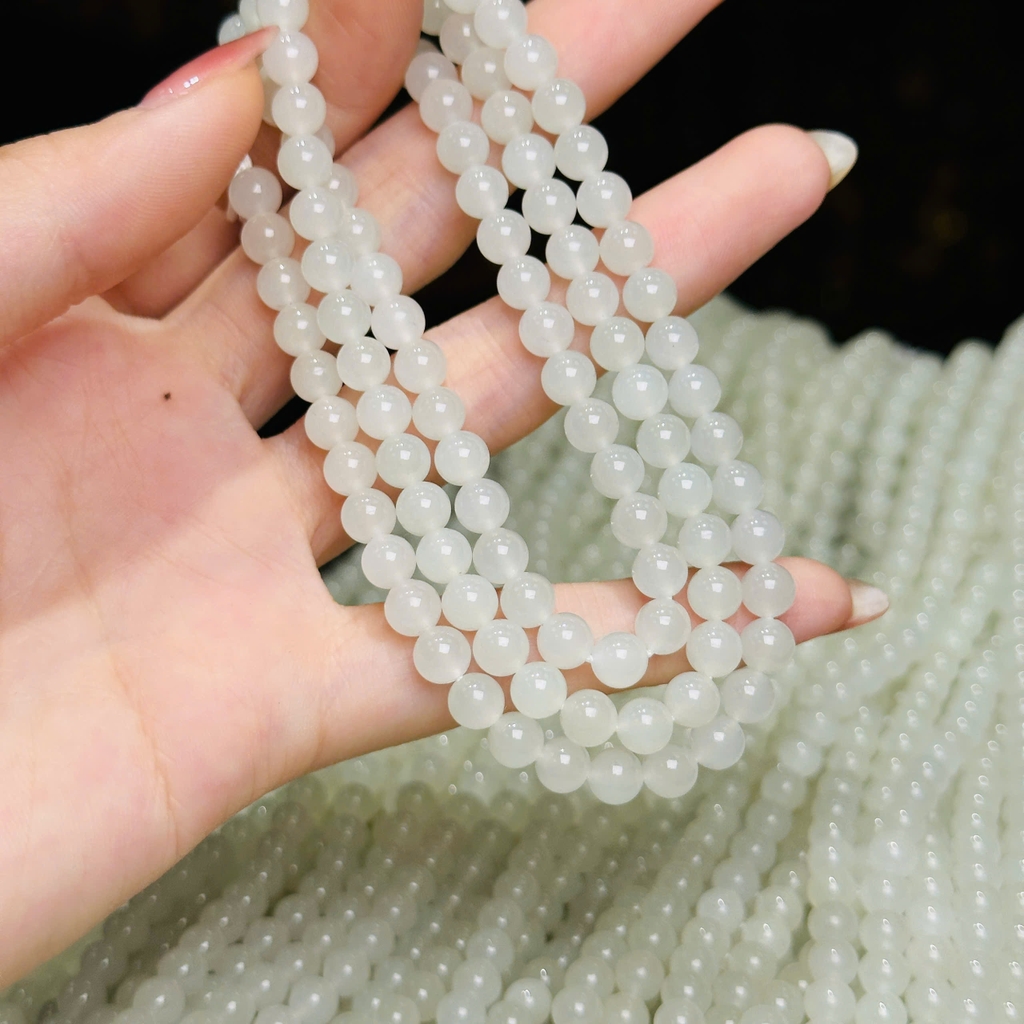 Chuỗi Ngọc Hòa Điền Trắng – Vẻ Đẹp Thuần Khiết, Sang Trọng & Đẳng Cấp