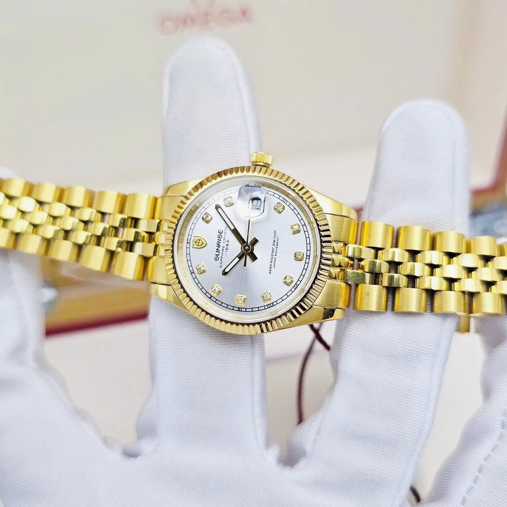 Đồng Hồ Cặp Sunrise Quartz 1255SA  2255SA Dây Sắt Vàng Mặt Trắng ( Giá 1 Chiếc )