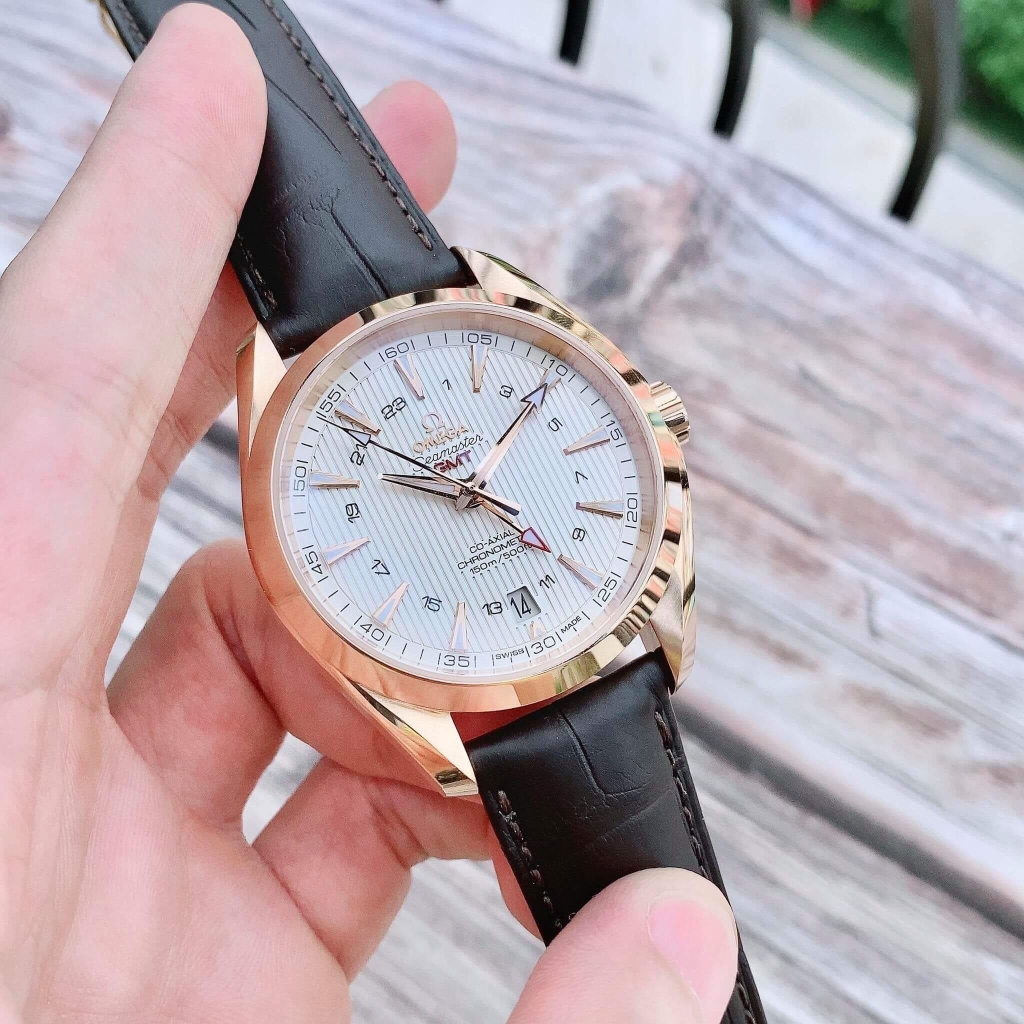 Đồng Hồ Nam Omega Automatic Seamaster Aqua Terra 231.53.43.22.02.001 ( 23153432202001 )