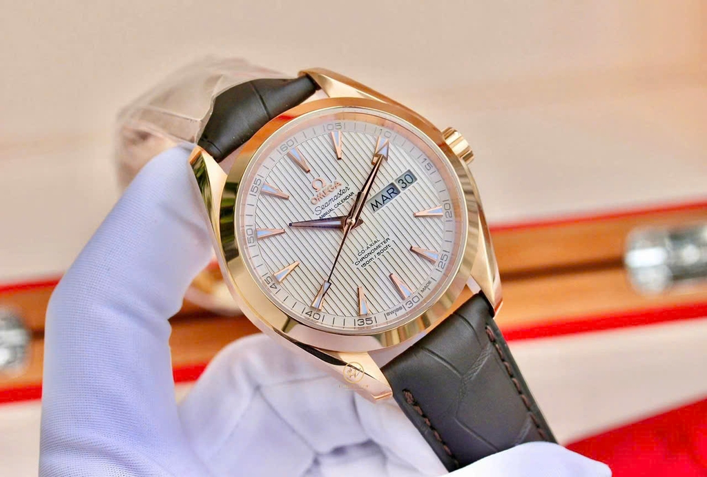 Đồng Hồ Nam Omega Automatic Seamaster Aqua Terra 231.53.43.22.02.002 ( 23153432202002 )