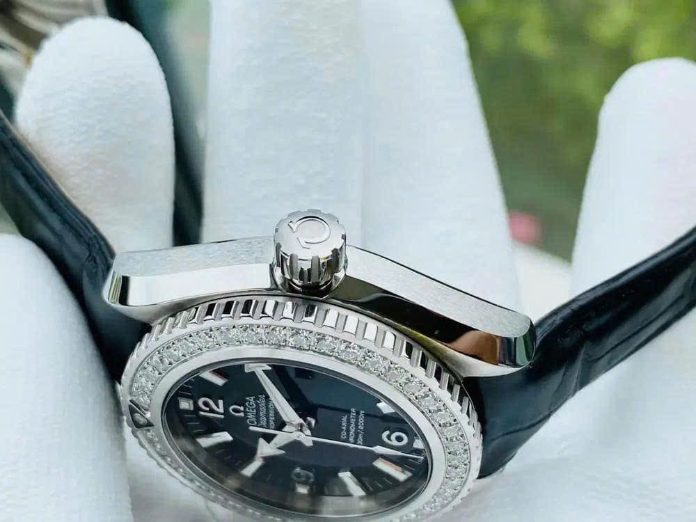 Đồng Hồ Nam Omega Automatic Seamaster Planet Ocean 232.18.38.20.01.001 ( 23218382001001 )