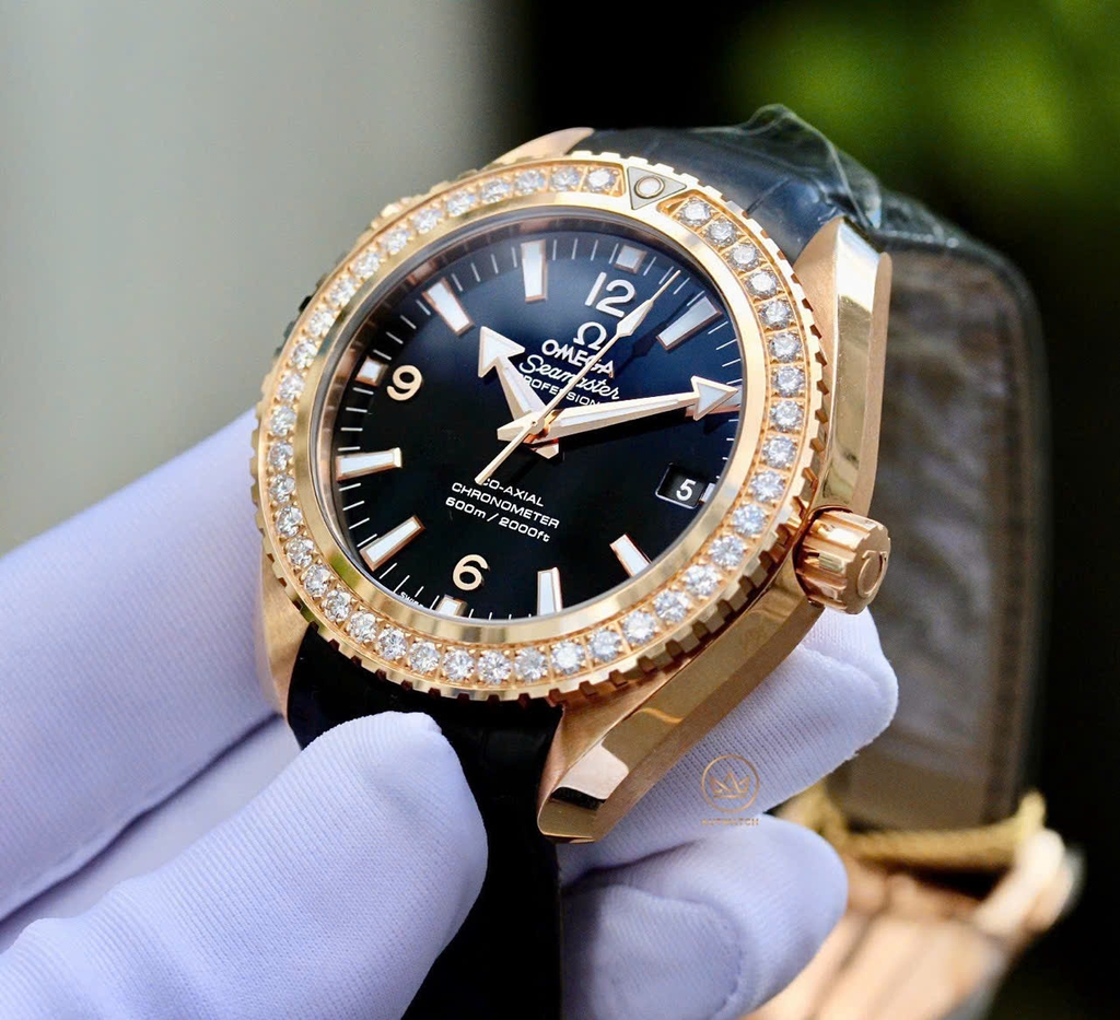 Đồng Hồ Nam Omega Automatic SeamasterPlanet Ocean 600M 232.58.42.21.01.001 ( 23258422101001 )