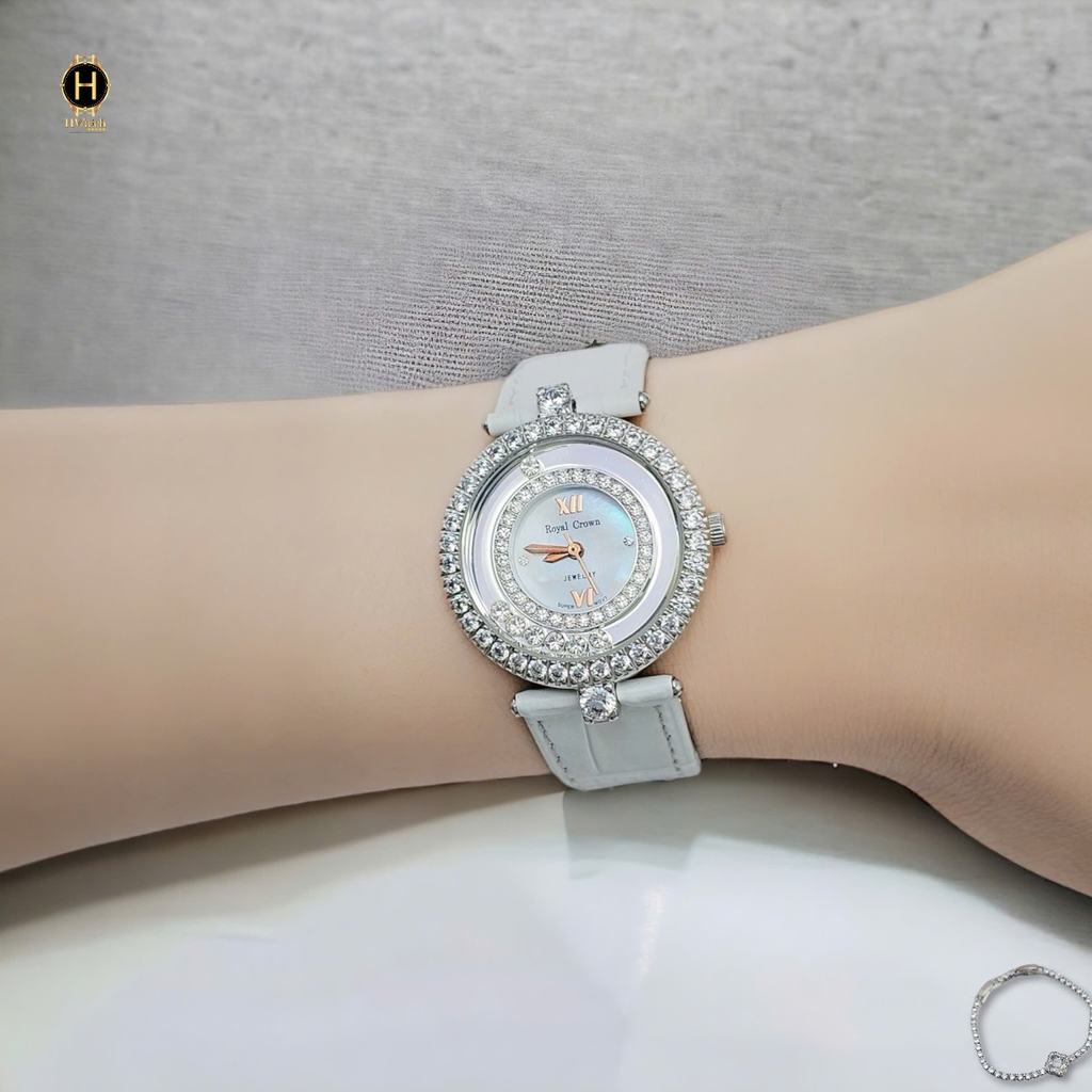Đồng Hồ Nữ Royal Quarrtz 3628 Dây Da Mặt Trắng Viền Đá
