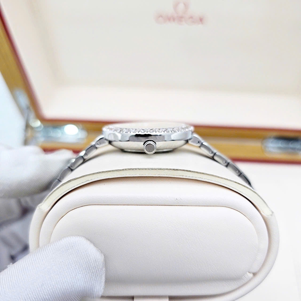 Đồng Hồ Nữ Royal Crown Quartz 3628 Thép Trắng