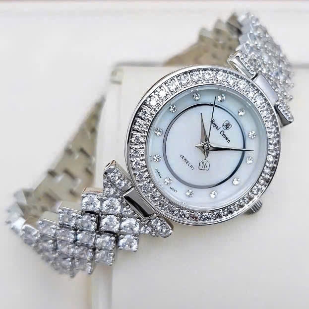 Đồng Hồ Nữ Royal Crown Quartz 4617 Thép Trắng