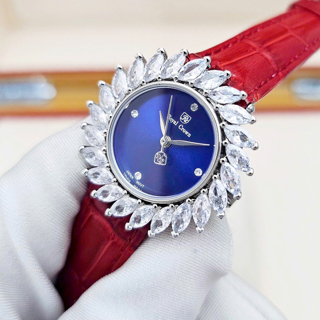 Đồng Hồ Nữ Royal Quartz 4652 Dây Da Vỏ Trắng Mặt Xanh Viền Đá