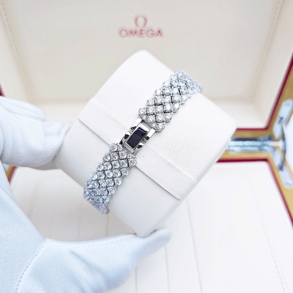 Đồng Hồ Nữ Royal Crown Quartz Đính Đá 4660 Thép Trắng