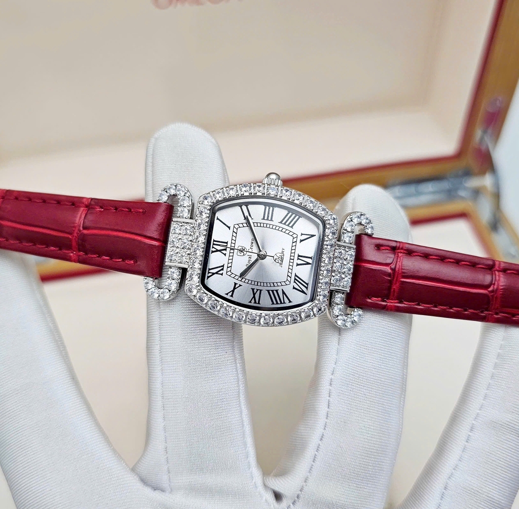 Đồng Hồ Nữ Royal Quartz 4670 Da Đỏ Mặt Trắng