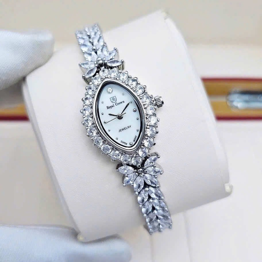 Đồng Hồ Nữ Royal Quartz 5588 Thép Trắng Diamond