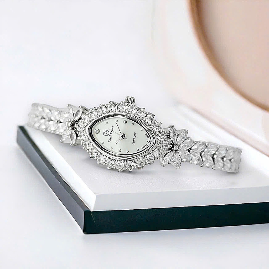 Đồng Hồ Nữ Royal Quartz 5588 Thép Trắng Diamond