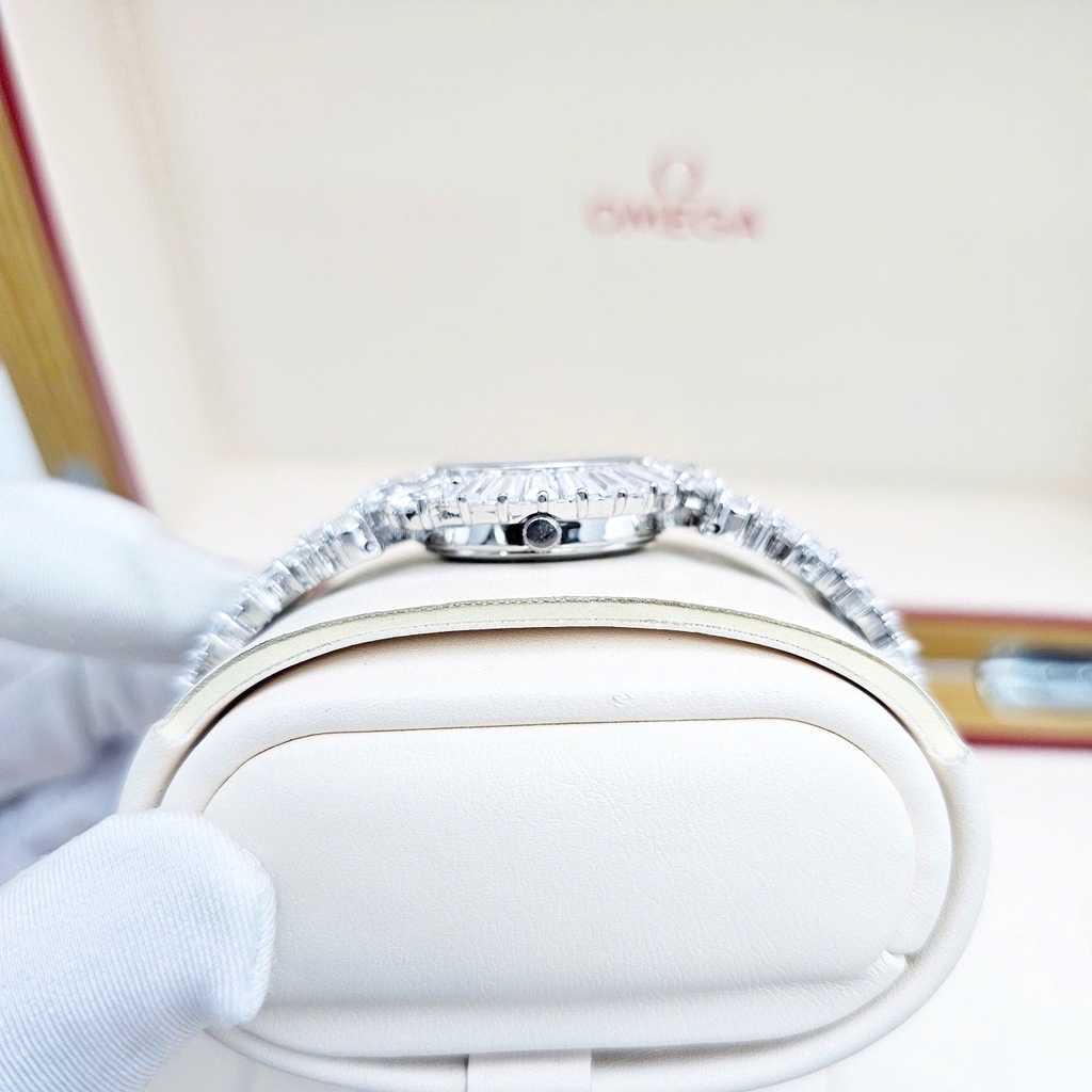 Đồng Hồ Nữ Royal Crown Quartz 8396 Thép Trắng