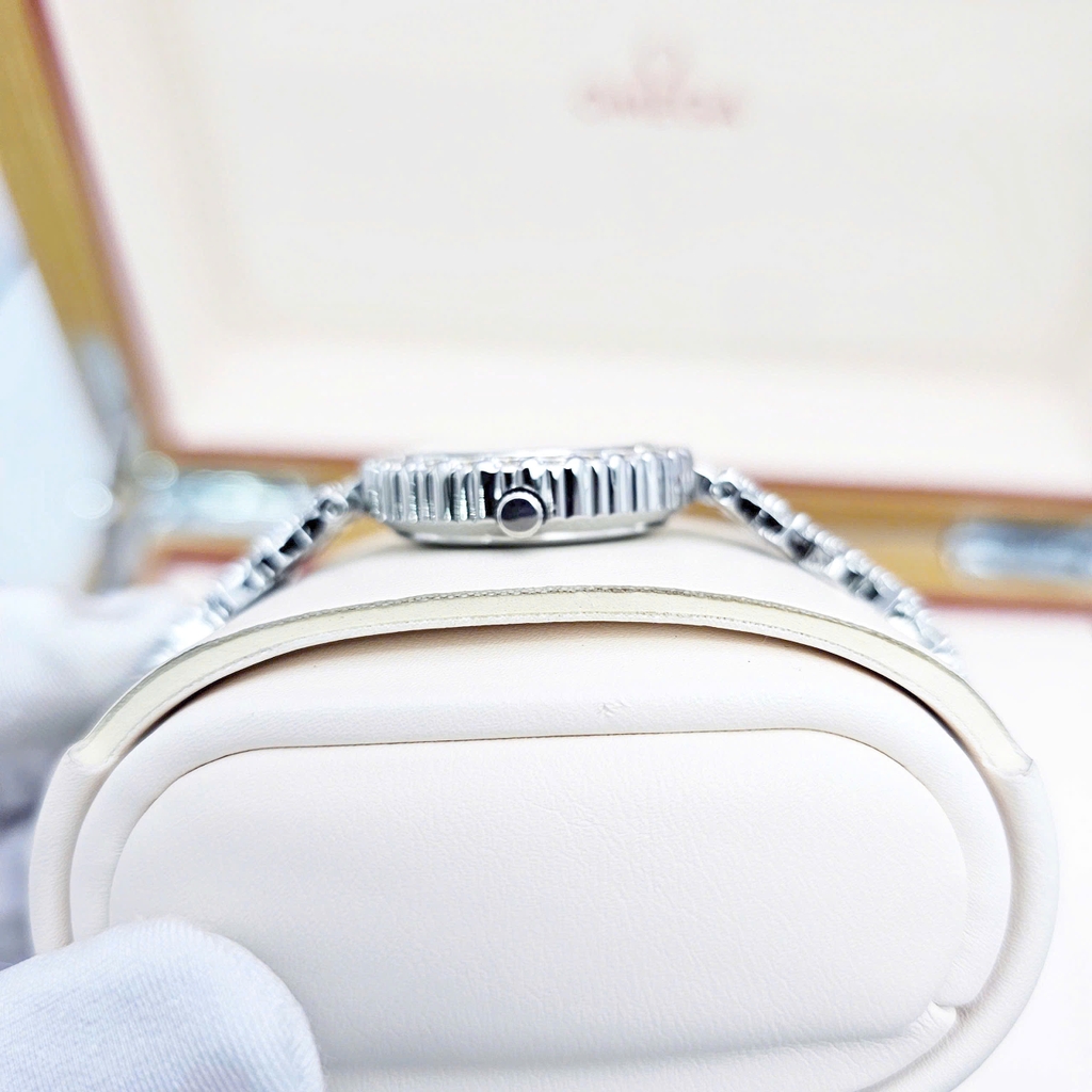Đồng Hồ Nữ Royal Crown Quartz 9256 Thép Trắng