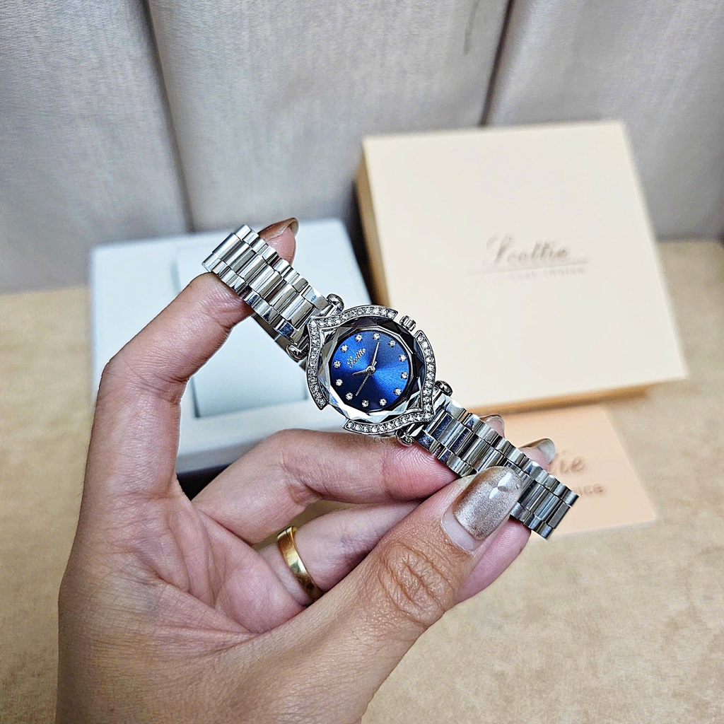 Đồng Hồ Nữ Scottie Quartz 9549 Thép Trắng Mặt Xanh