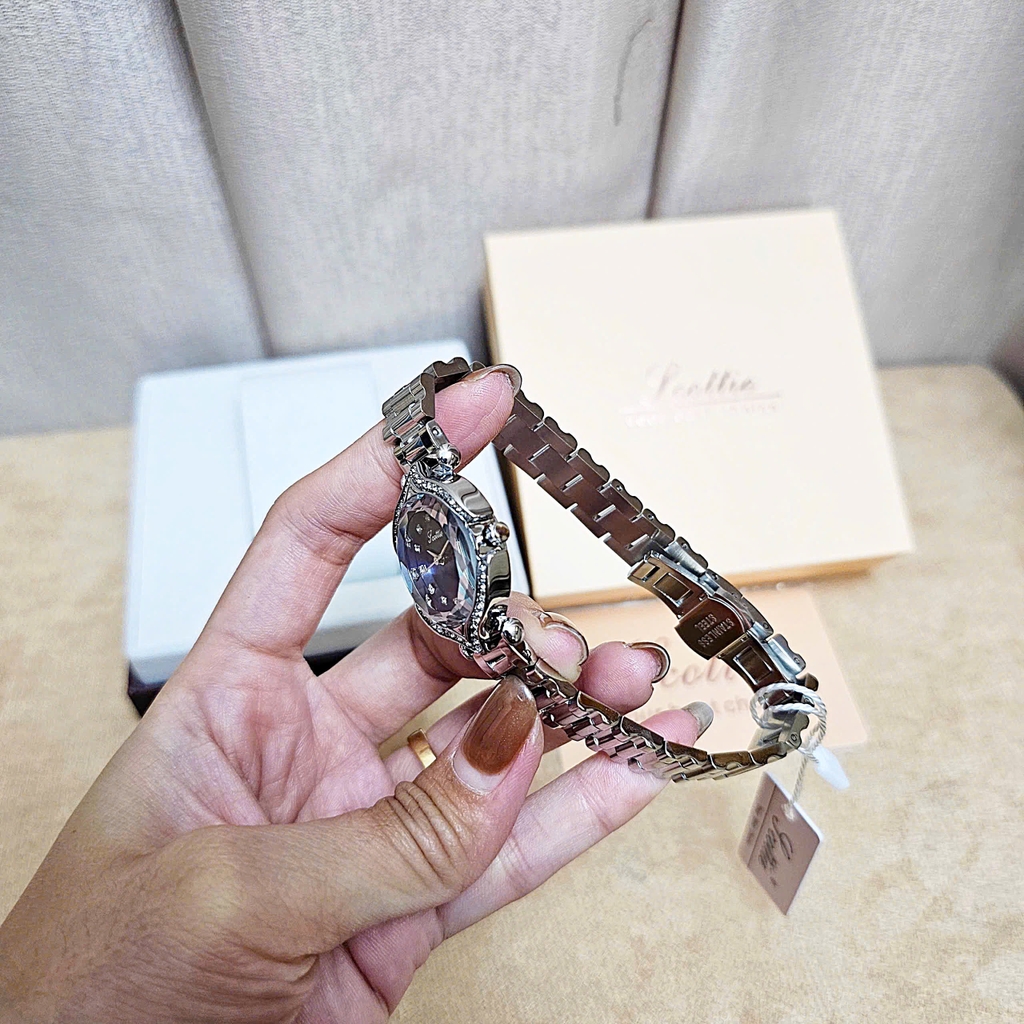 Đồng Hồ Nữ Scottie Quartz 9549 Thép Trắng Mặt Xanh