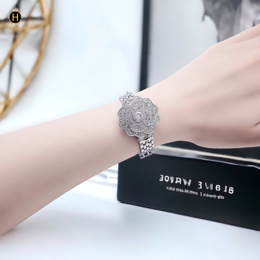 Đồng Hồ Nữ Scottie Quartz 9559B Thép Trắng Mặt Trắng