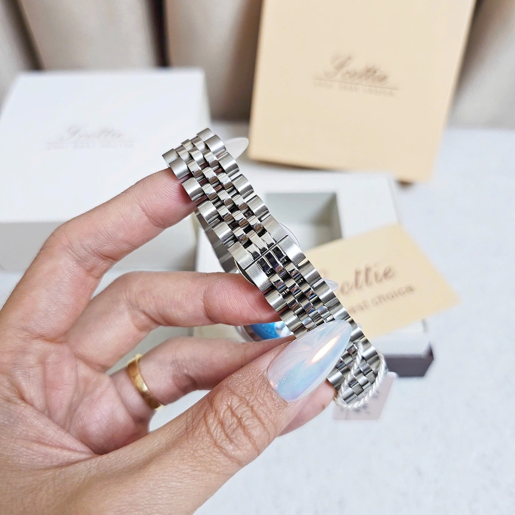 Đồng Hồ Nữ Scottie Quartz 9570 Thép Trắng Mặt Trắng