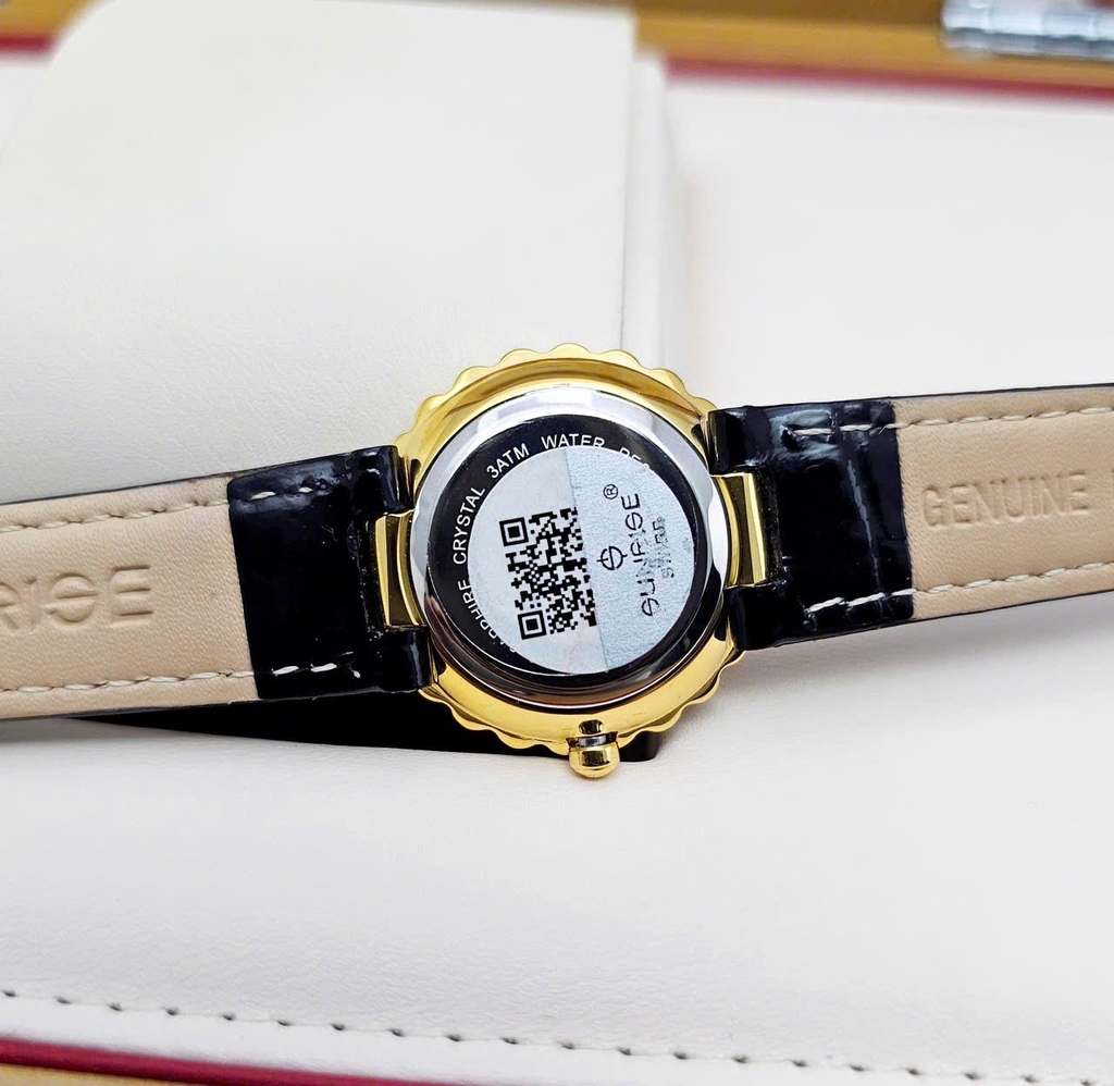 Đồng Hồ Nữ Sunrise Quartz 9820BA Vàng Da Đen