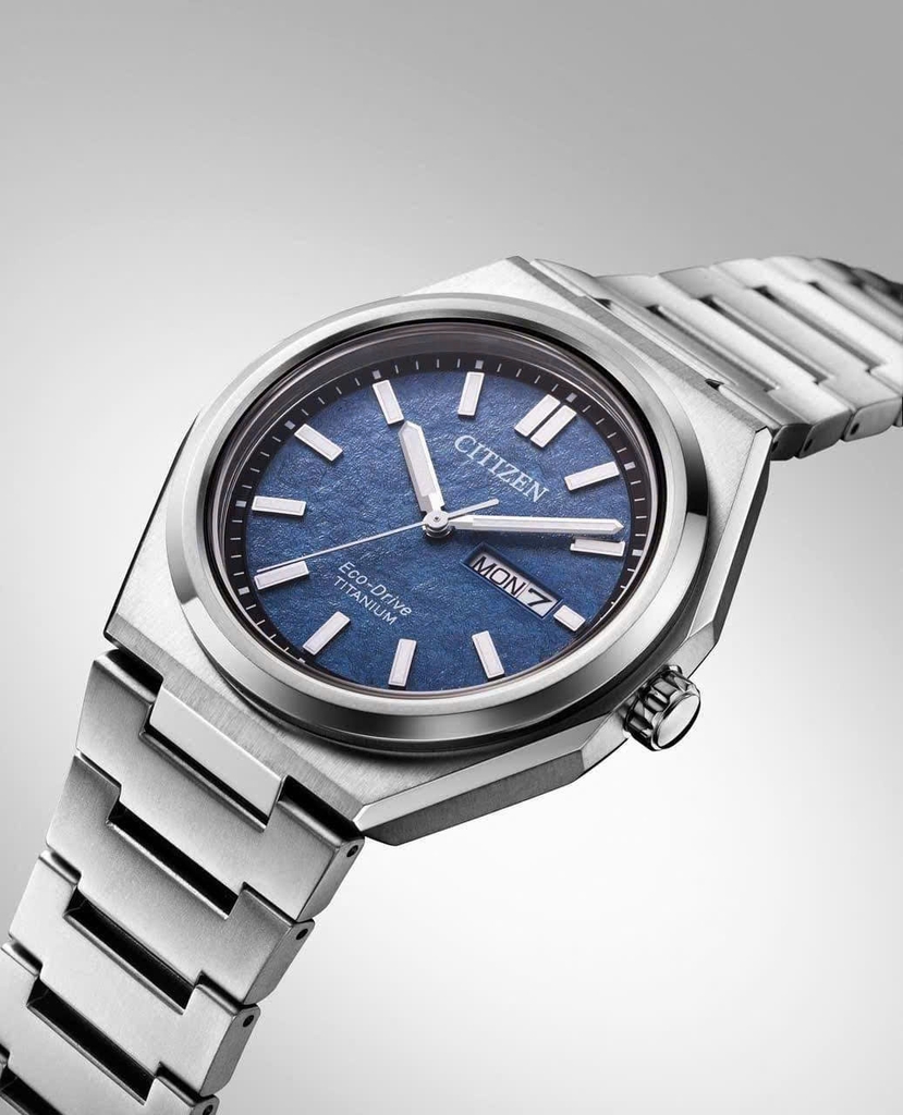 Đồng Hồ Nam Citizen Quartz Eco-Drive Super Titanium AW0130-85L