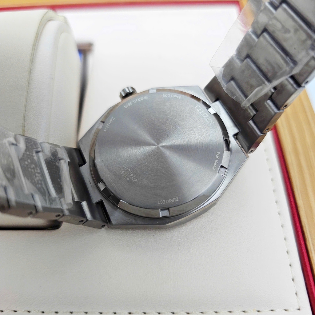 Đồng Hồ Nam Citizen Quartz Eco-Drive Super Titanium AW0130-85L