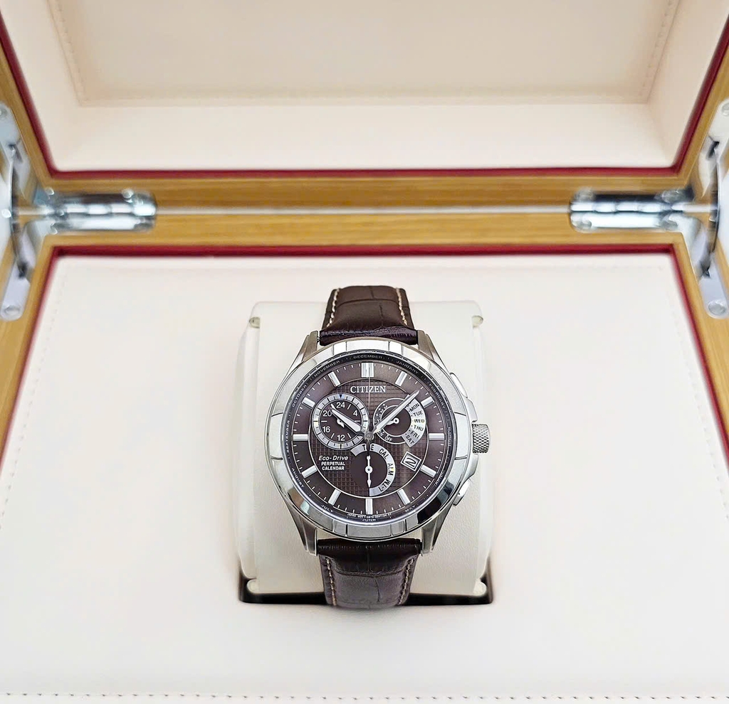Đồng Hồ Nam Citizen Quartz Eco-Drive Perpetual Calendar BL8160-07X