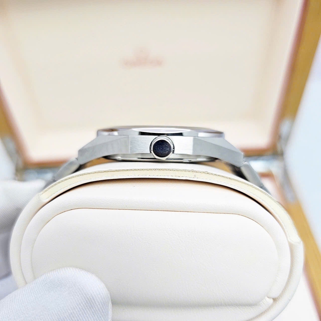 Đồng Hồ Nam Citizen Quartz Eco-Drive BM7600-81E