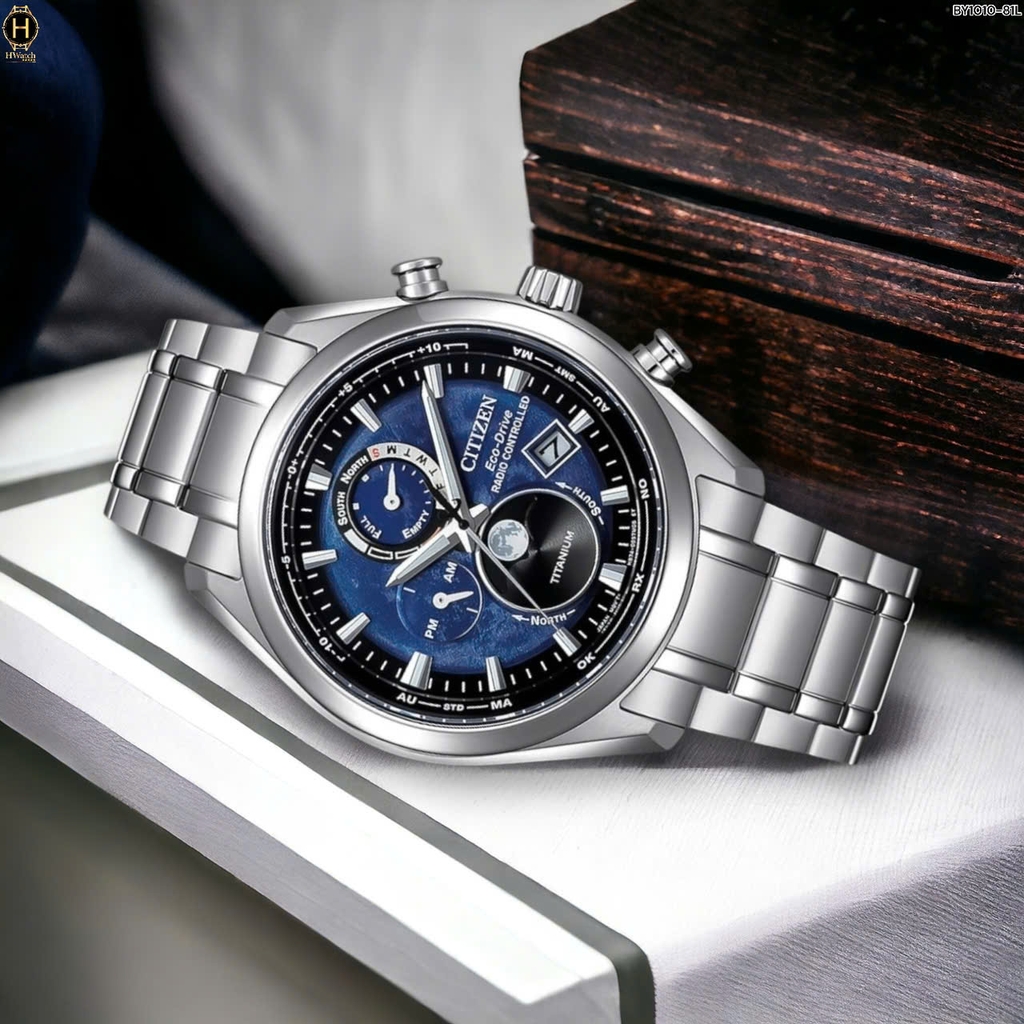 Đồng Hồ Nam Citizen Quartz Eco-drive Super Titanium Tsuki-Yomi Radio Controlled Perpetual Calendar Moon Phase Blue BY1010-81L
