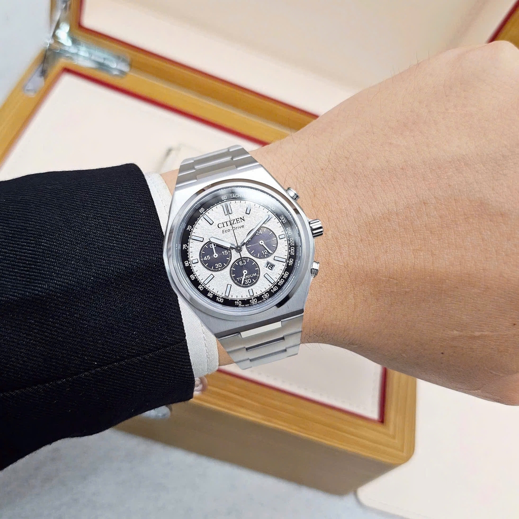 Đồng Hồ Nam Citizen Quartz Eco-Drive Super Titanium Chronograph CA4610-85A