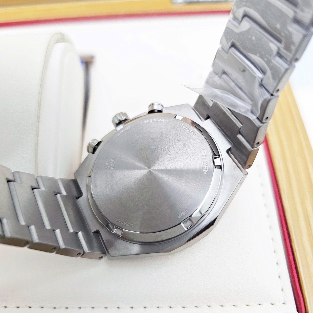 Đồng Hồ Nam Citizen Quartz Eco-Drive Super Titanium Chronograph CA4610-85A