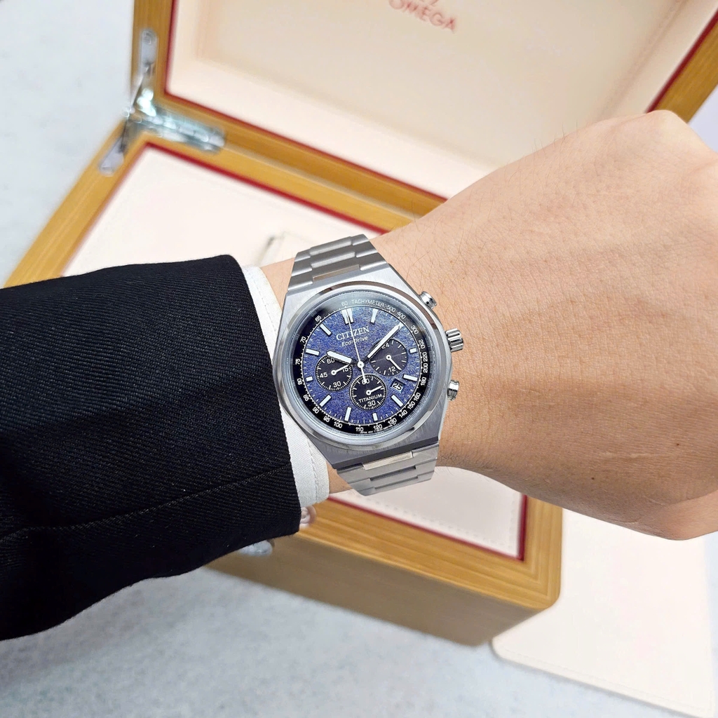 Đồng Hồ Nam Citizen Quartz Eco-Drive Super Titanium Chronograph CA4610-85L