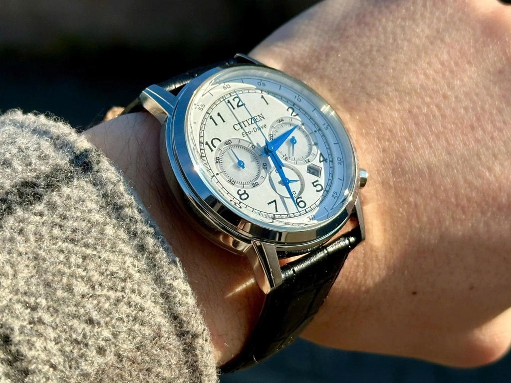Đồng Hồ Nam Citizen Quartz Eco-Drive Chronograph CA4630-02A