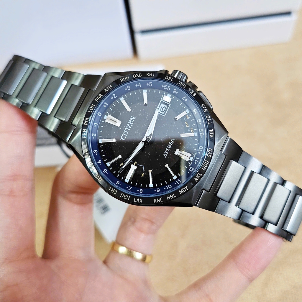 Đồng Hồ Nam Citizen Quartz Eco-drive Attesa Super Titanium™ Radio Controlled Perpetual Calendar 35th Anniversary Limited Edition 1600 CB0217-71E