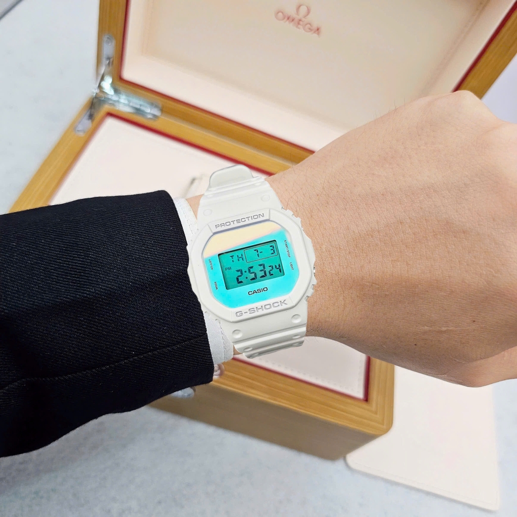 Đồng Hồ Unisex Casio Quartz Gshock DW-5600TL-7DR