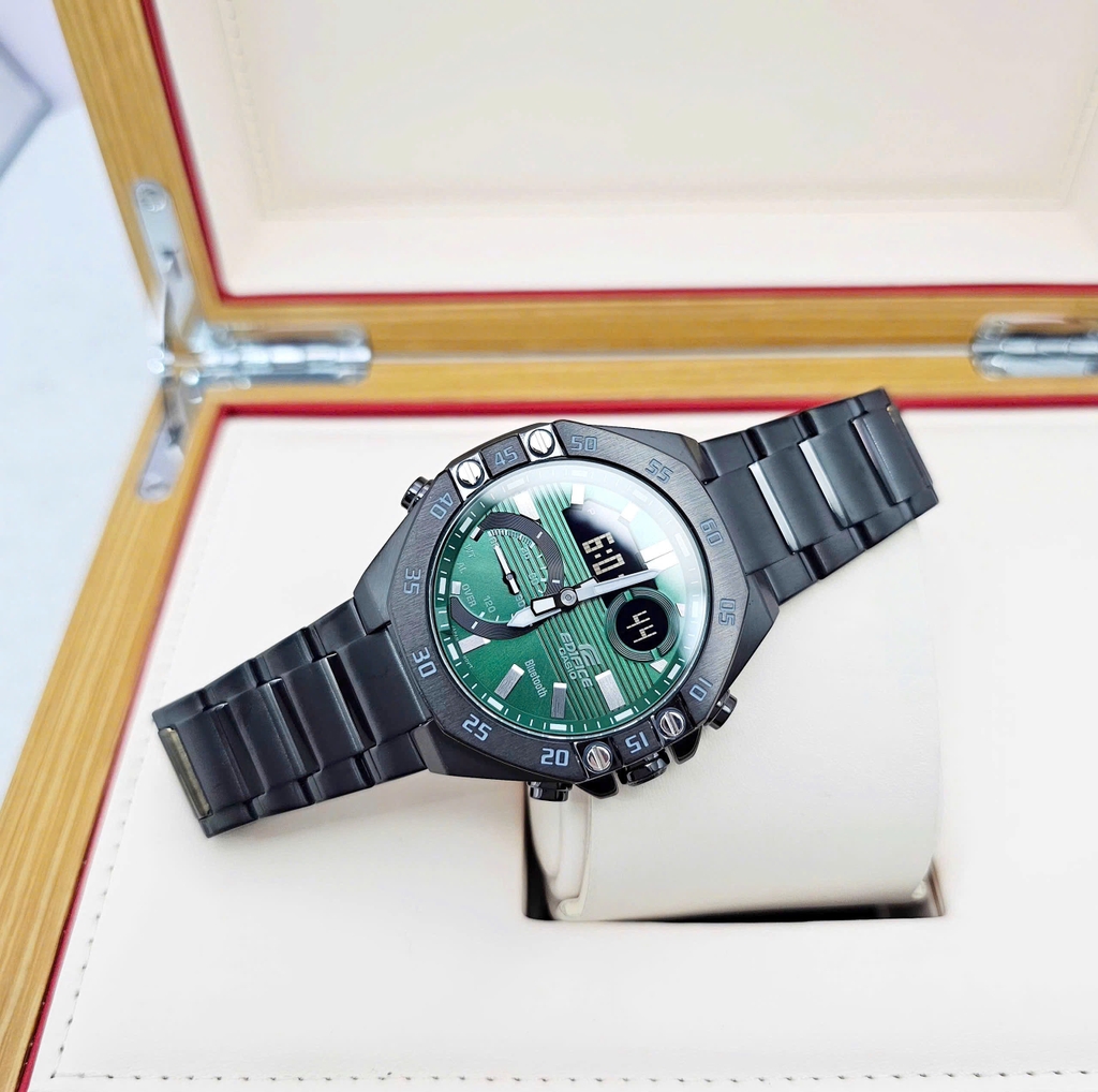 Đồng Hồ Nam Casio Edifice Quartz ECB-10DC-3ADF Dây Thép Mặt Xanh Lá