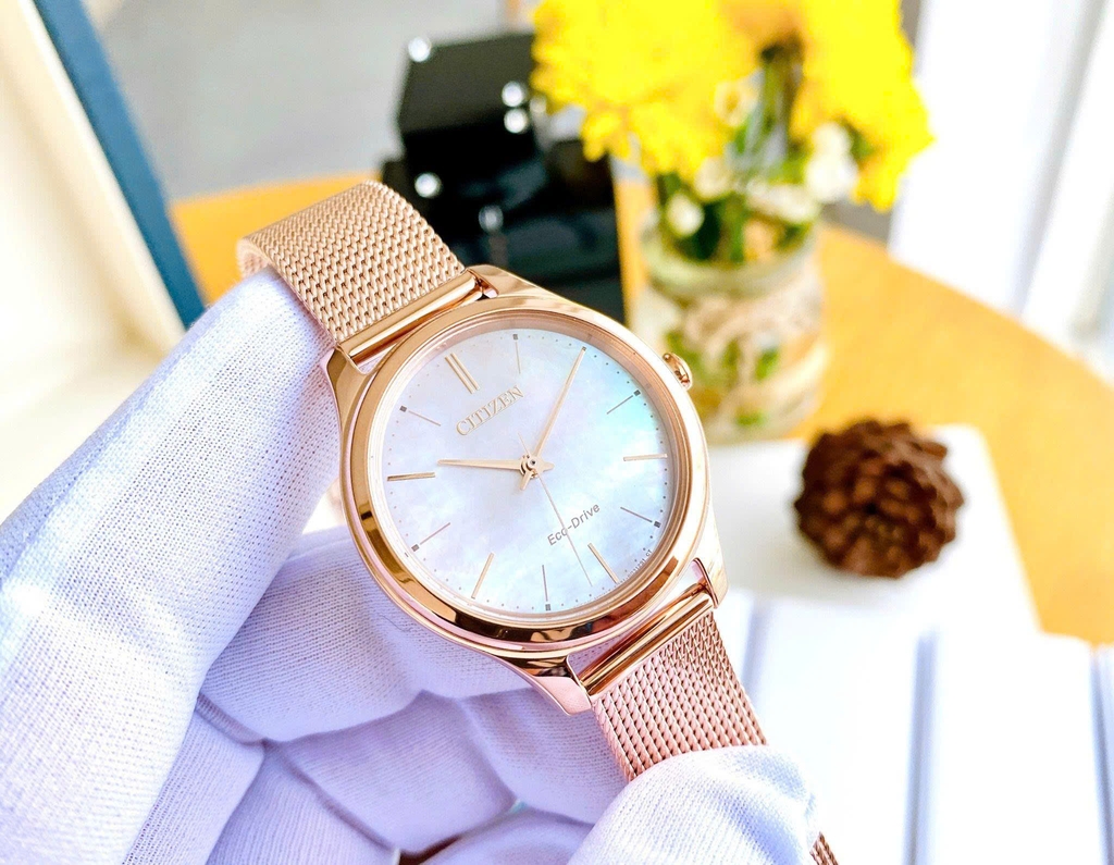 Đồng Hồ Nữ Citizen Quartz Eco-Drive EM0508-80Y