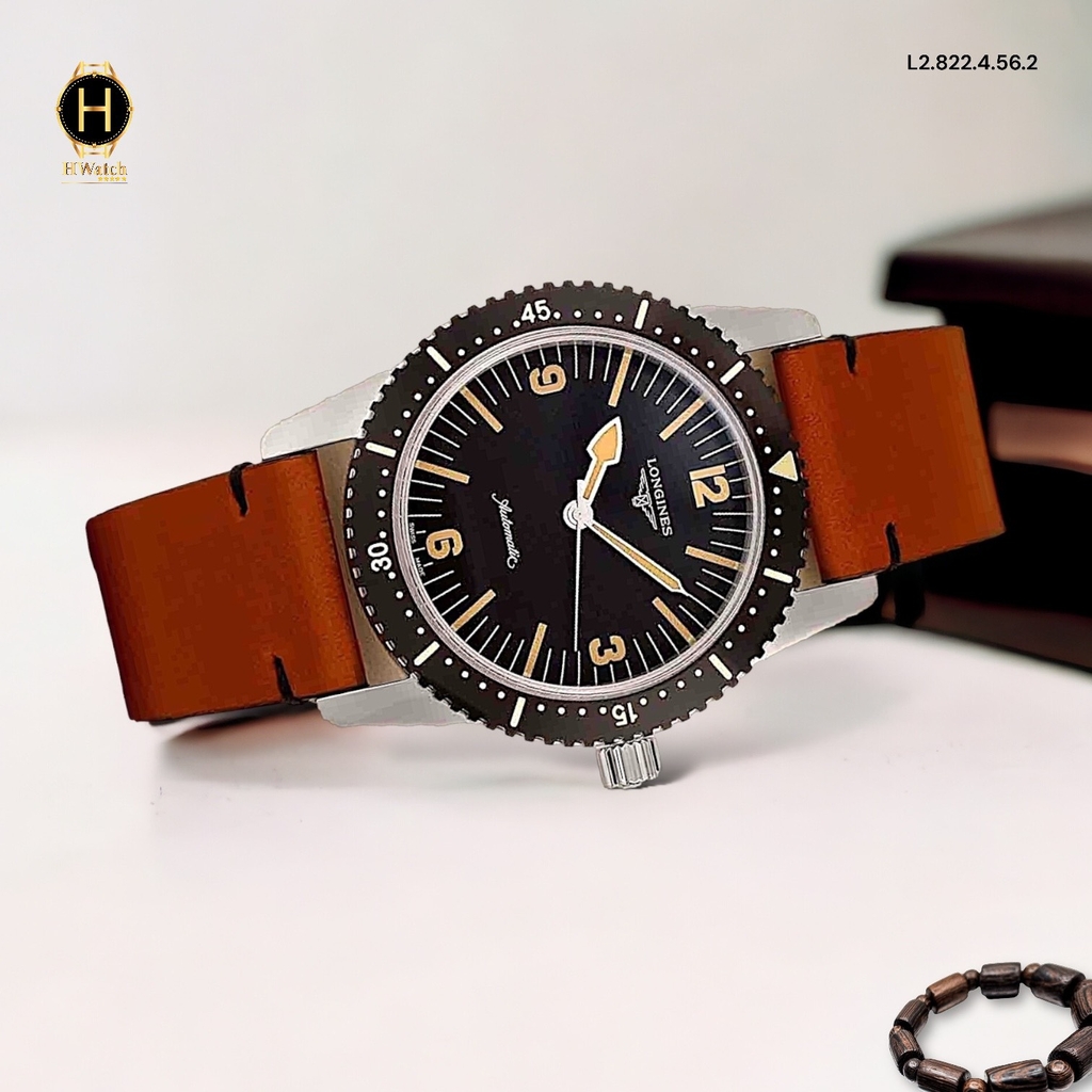Đồng Hồ Nam Longines Automatic Diver L2.822.4.56.2 Heritage Dây Da Nâu Mặt Đen.