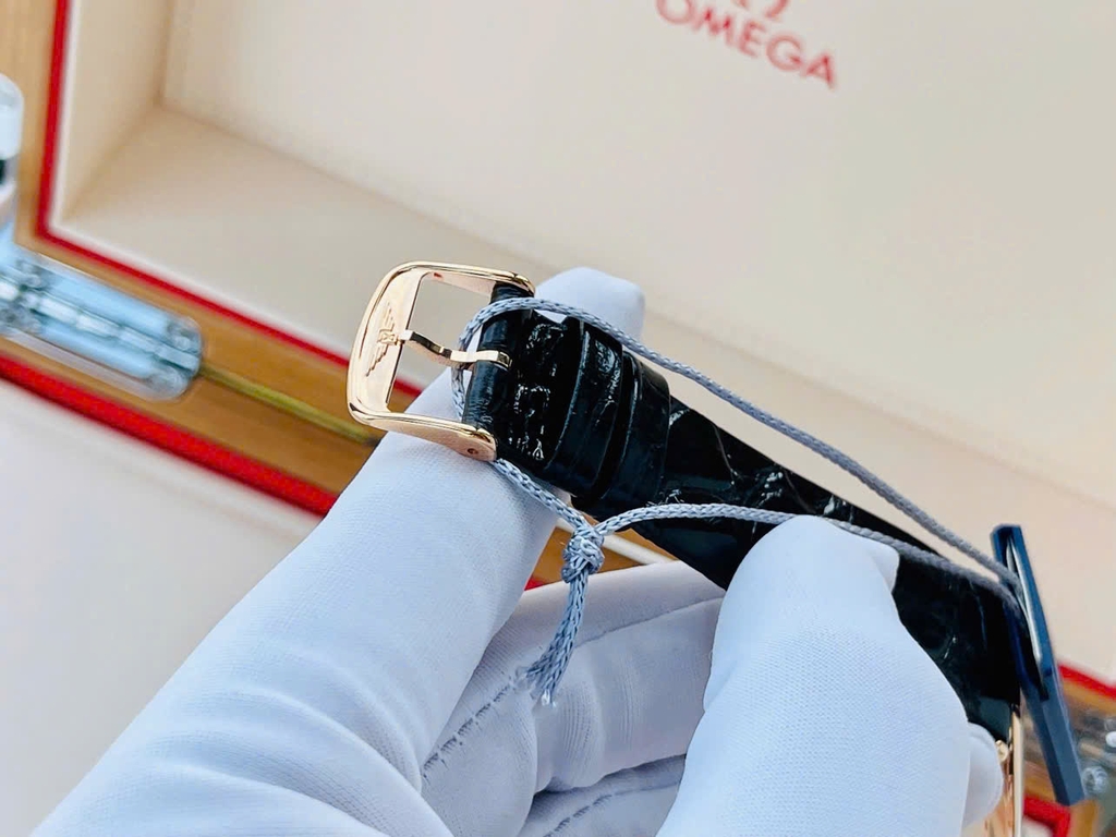 Đồng Hồ Nữ Quartz Longines  La Grande Classique  L4.709.1.88.2 ( L47091882 )