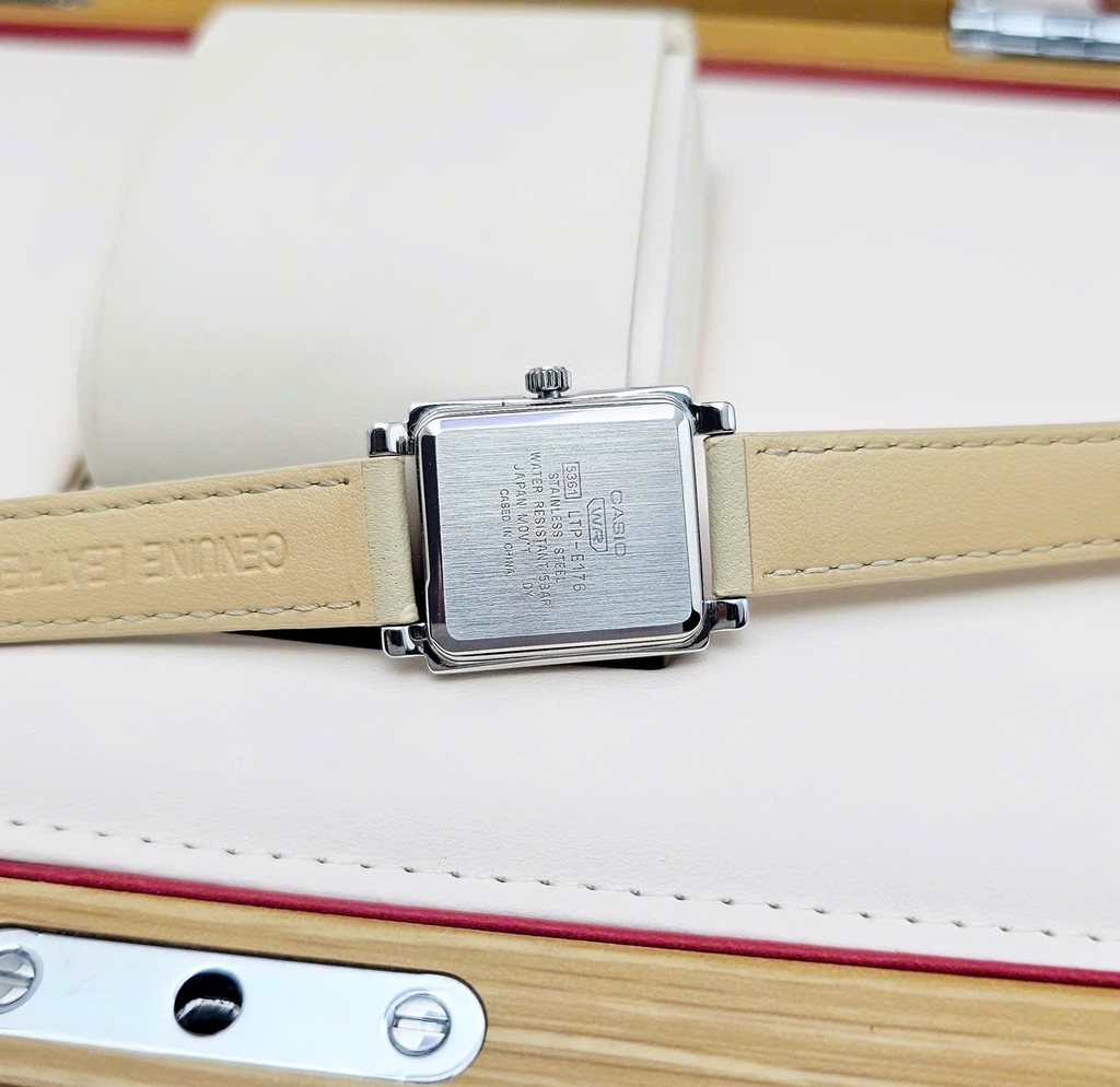 Đồng Hồ Nữ Casio Quartz LTP-E176L-5AVDF Dây Da Nude Mặt Trắng 