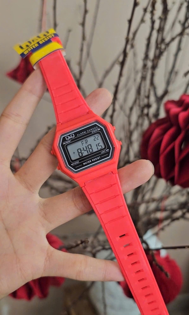 Đồng Hồ Nữ Q&Q Quartz M173J021Y 