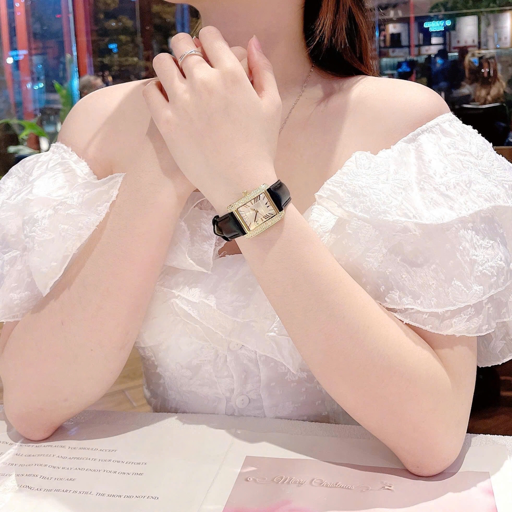 Đồng Hồ Nữ Michael Kors Quartz Emery MK2983