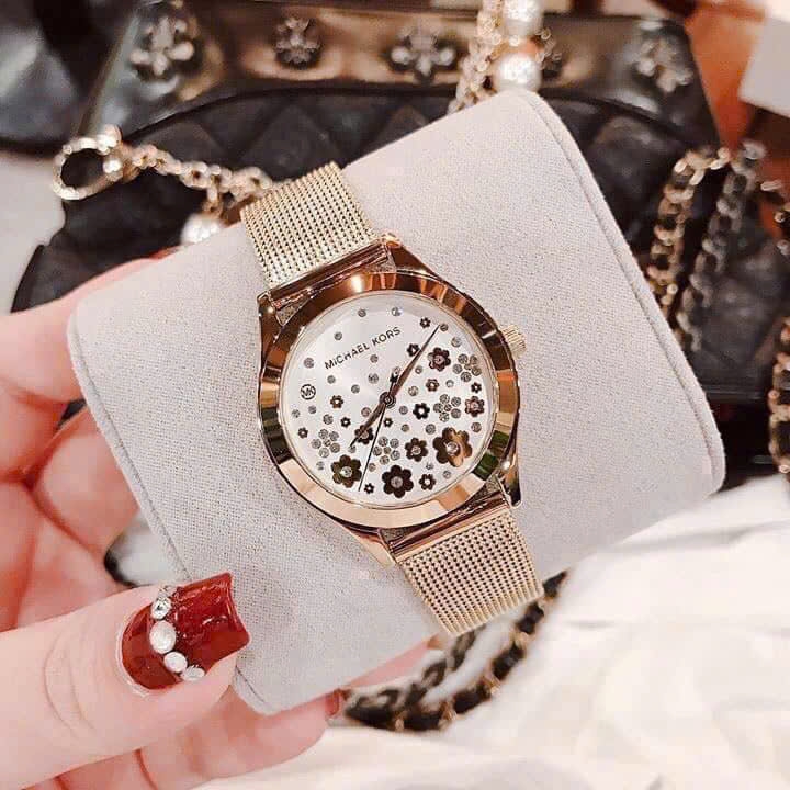 Đồng Hồ Nữ Michael Kors Quartz Slim Runway MK4383
