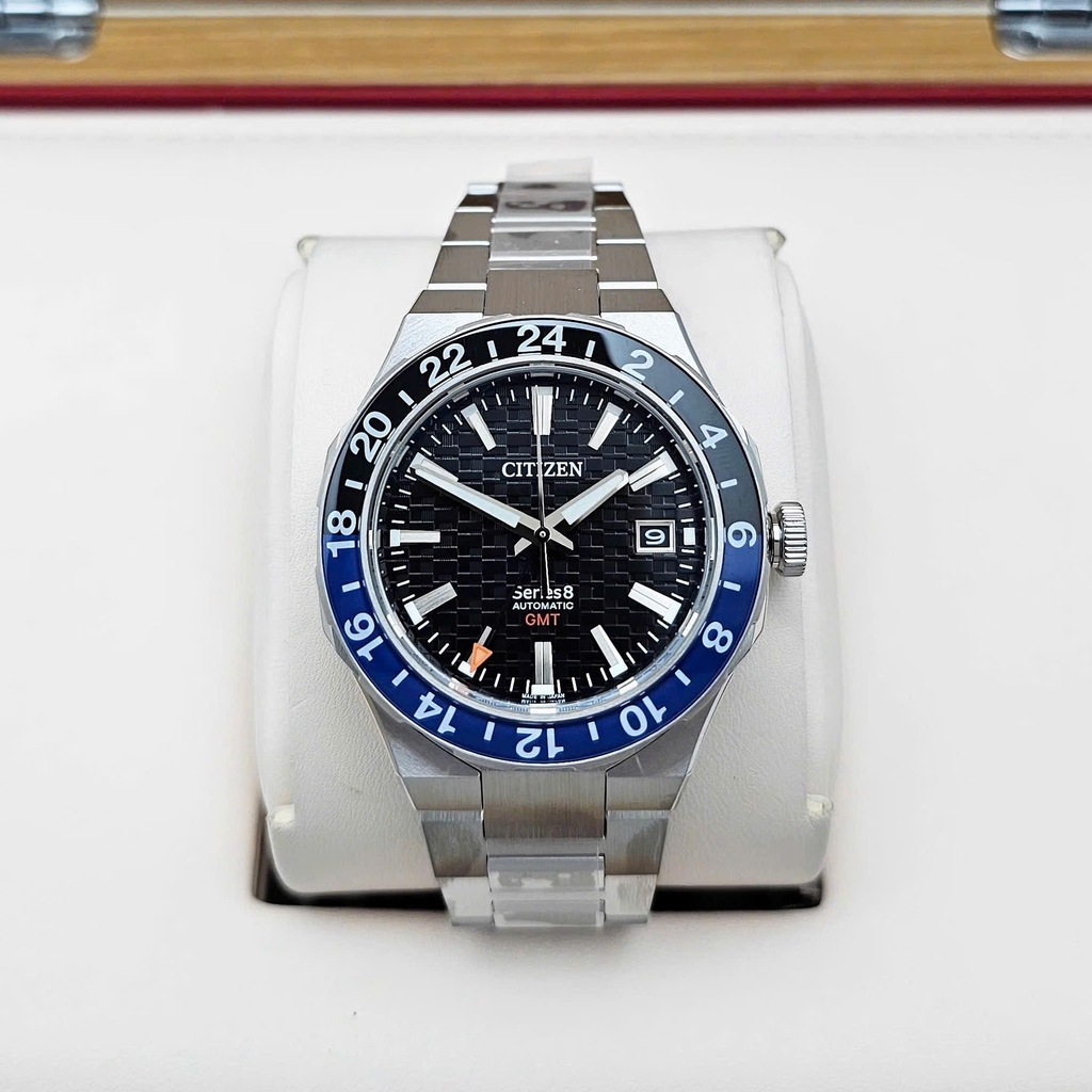Đồng Hồ Nam Citizen Automatic Series 8 880 GMT NB6031-56E