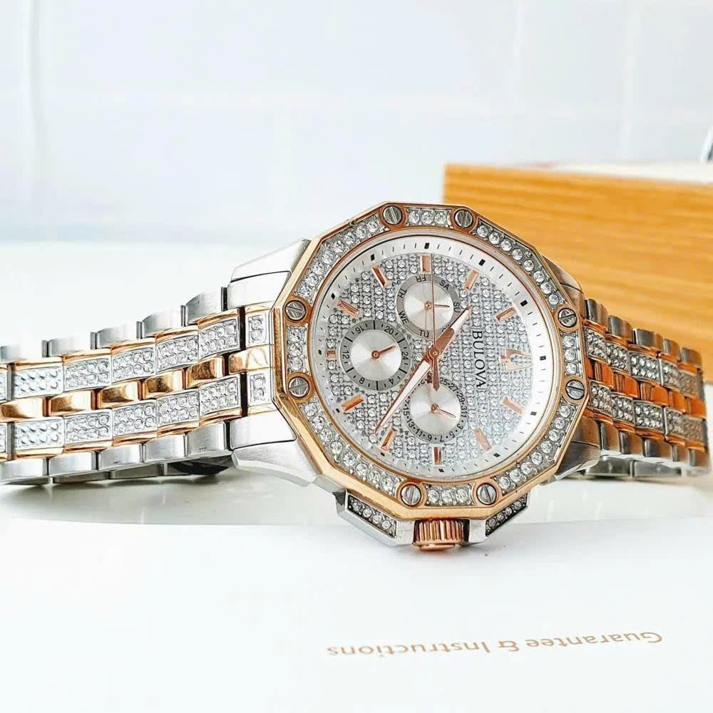 Đồng Hồ Nam Bulova Quartz Crystal 98C133