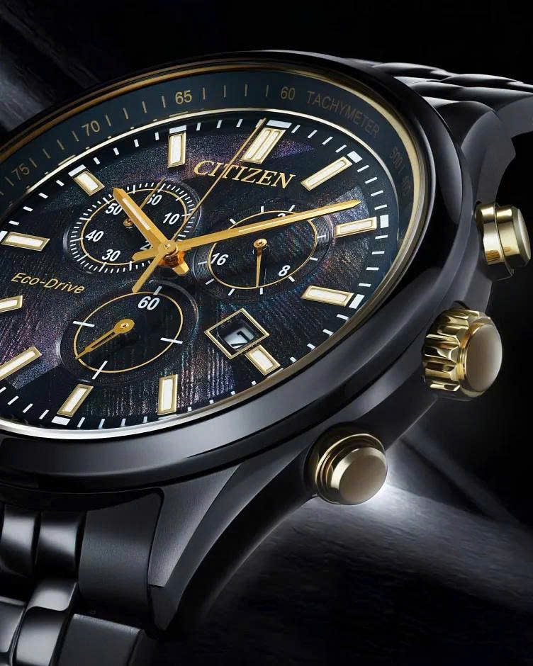 Đồng Hồ Nam Citizen Quartz Eco-Drive Light in Black Limited AT2576-68E