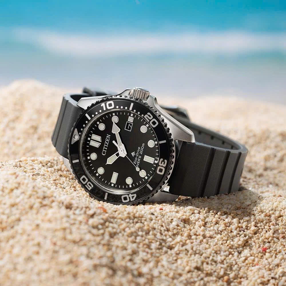 Đồng Hồ Nam Citizen Quartz Eco-Drive  Promaster Marine BN0266-07E